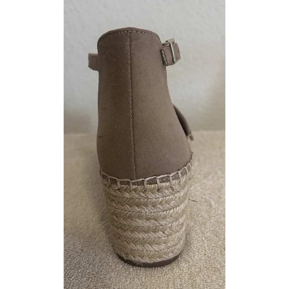 Kelly & Katie Size 9M Espadrille Taupe Wedge Fedrick Microsuede Sandals-JKL-1-A